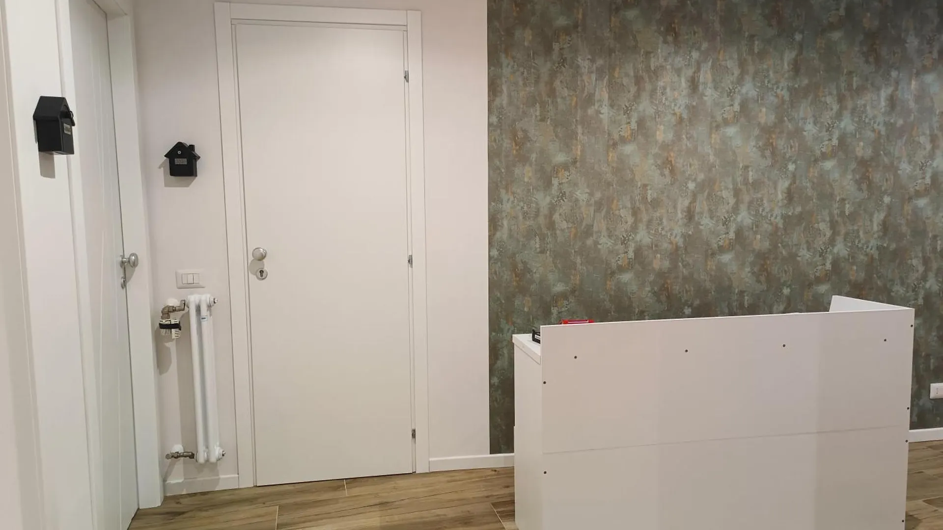 Romi Suite Italy