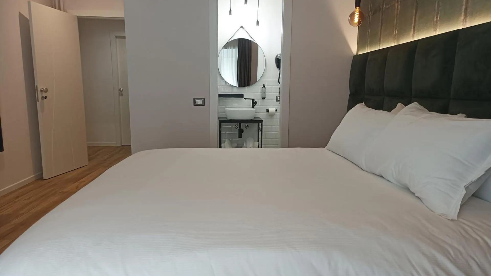 Romi Suite Guest house