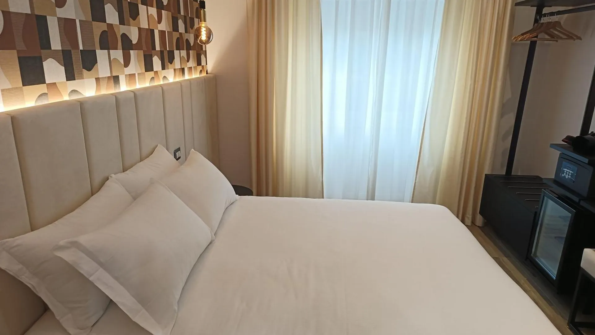 Romi Suite Italy