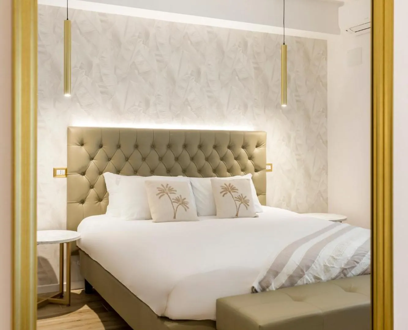 Romi Suite